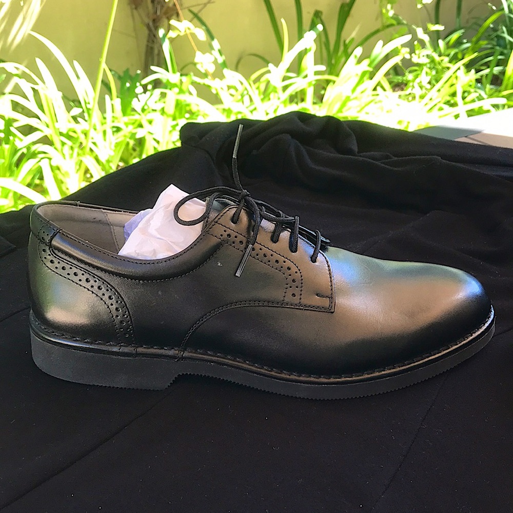 DresSPORTS by ROCKPORT, Brand New! Color Black, Size 8.5